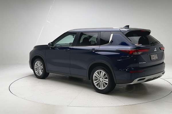 2023 Mitsubishi Outlander LS ZM thumb-5