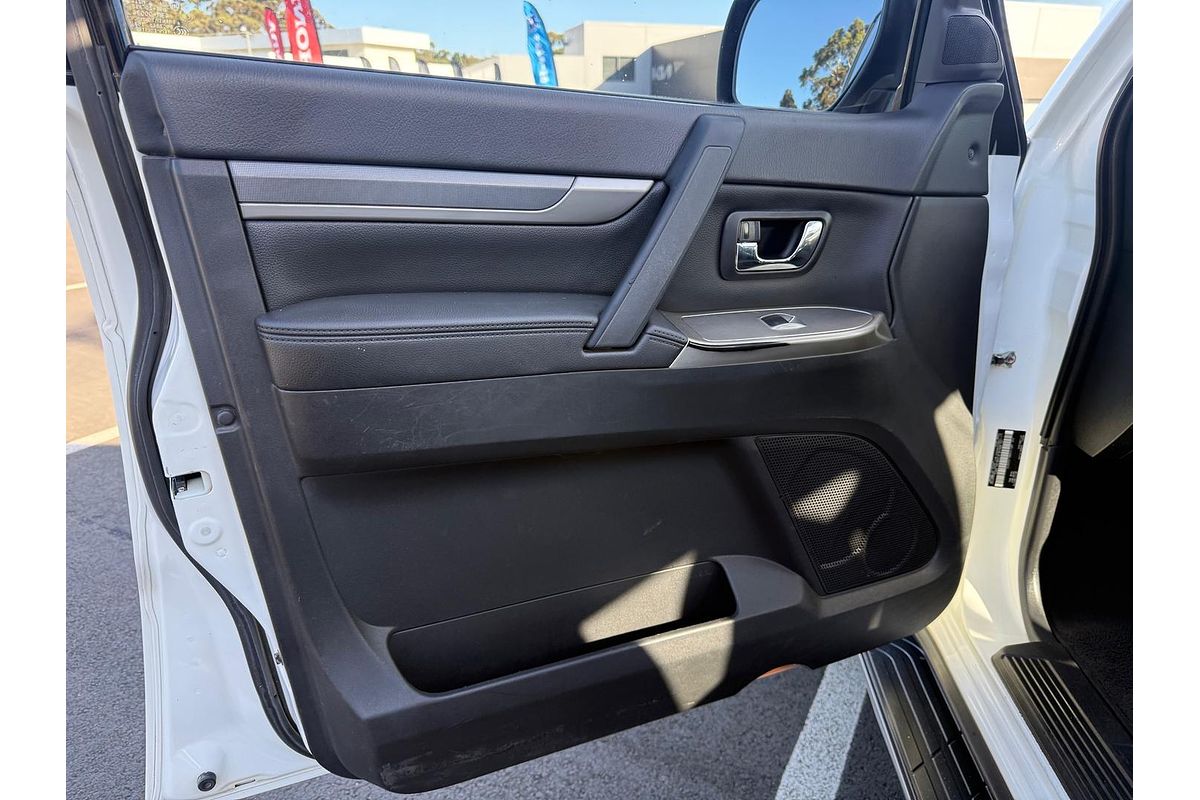 2019 Mitsubishi Pajero GLX NX