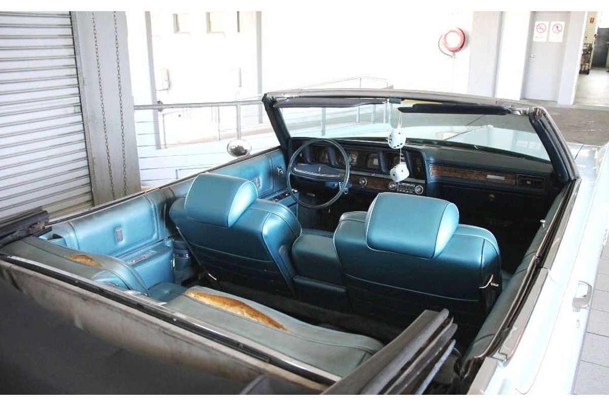 Oldsmobile Ninety-Eight Convertible