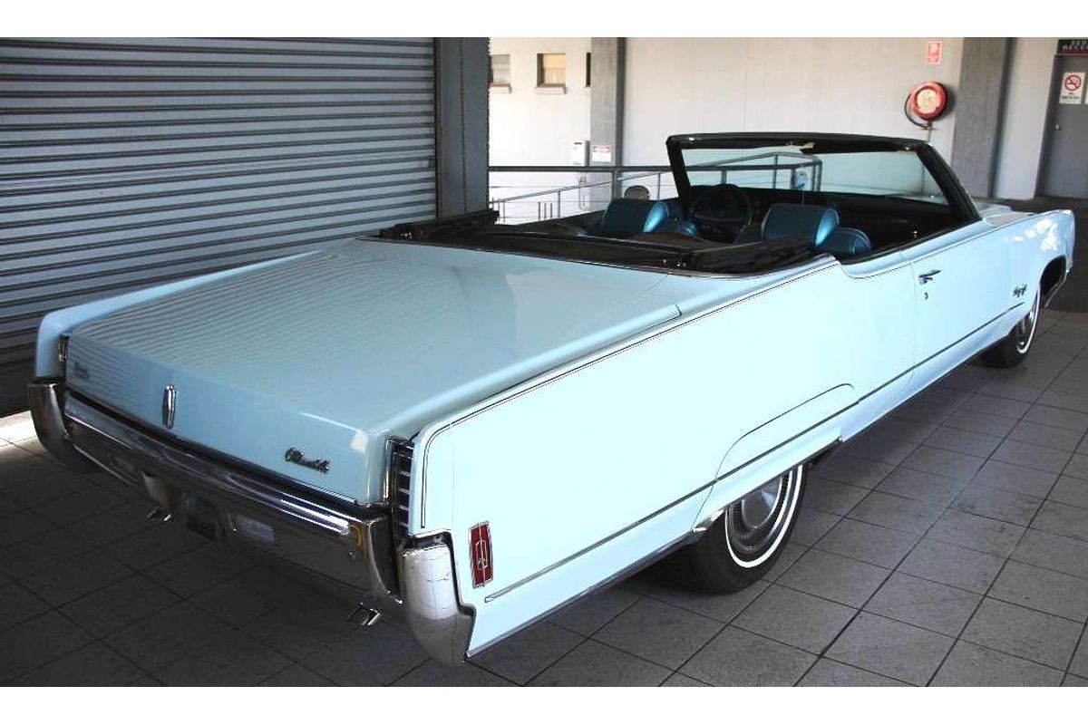 Oldsmobile Ninety-Eight Convertible
