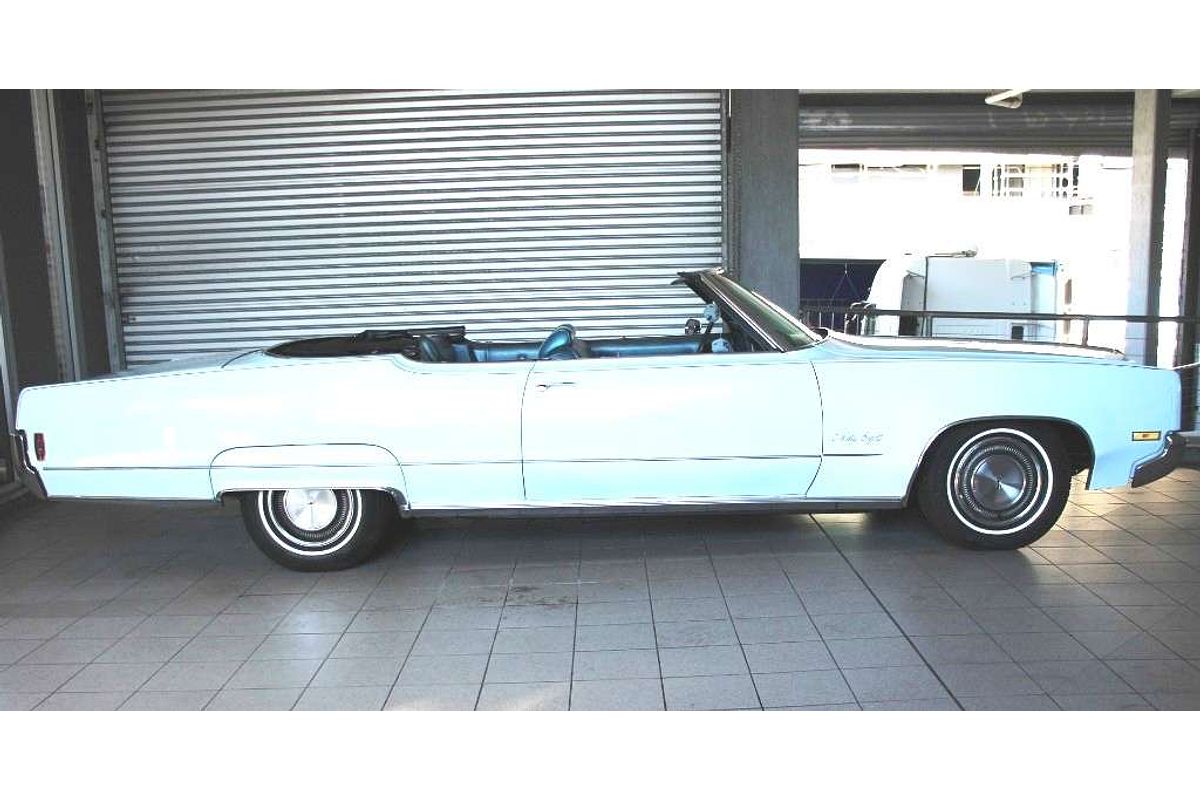 Oldsmobile Ninety-Eight Convertible