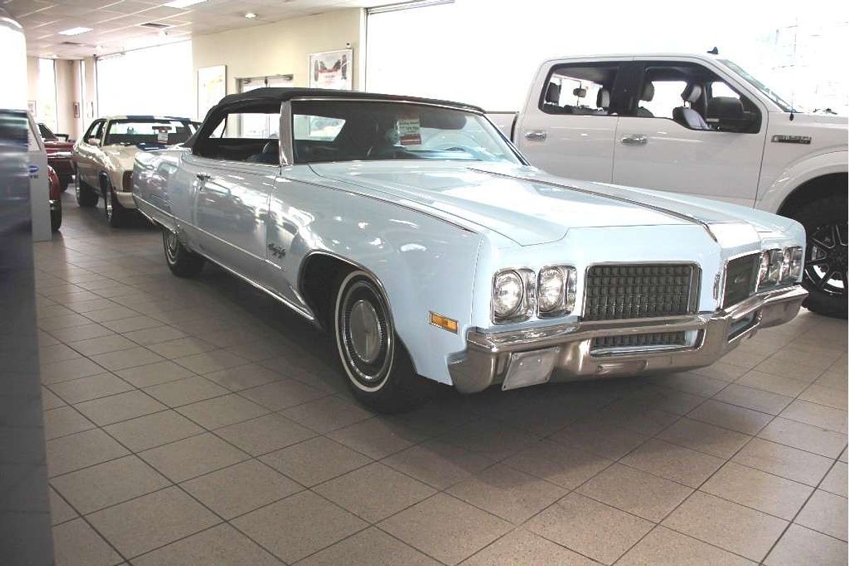 Oldsmobile Ninety-Eight Convertible