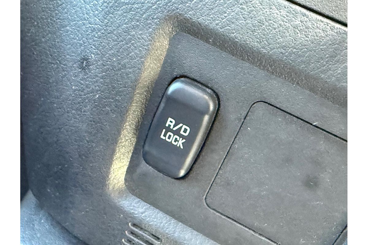 2019 Mitsubishi Pajero GLX NX