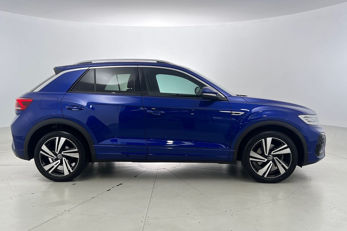 2022 Volkswagen T-Roc 140TSI R-Line D11