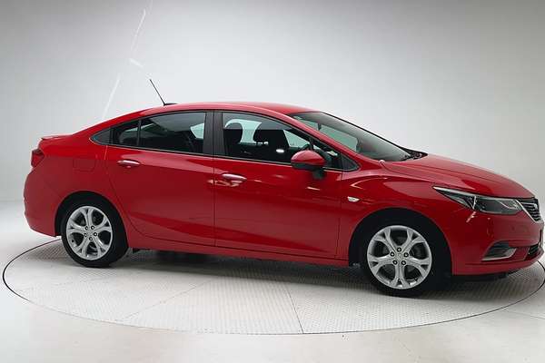 2017 Holden Astra LT BL thumb-3