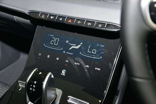 2025 Chery Tiggo 4 Urban thumb-11