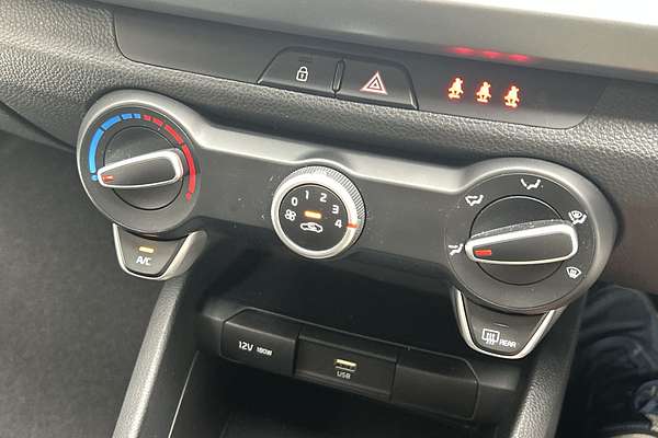 2023 Kia Rio S YB thumb-14