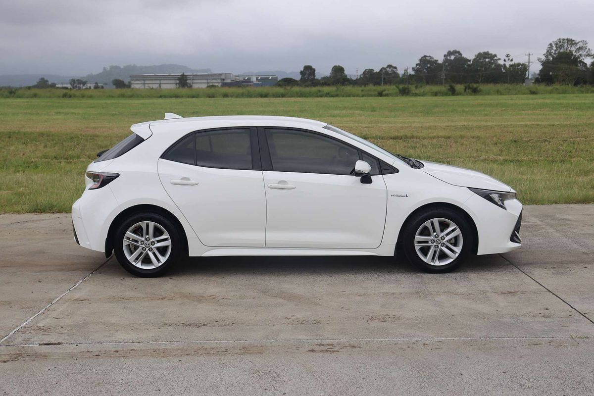 2022 Toyota Corolla Ascent Sport Hybrid ZWE211R