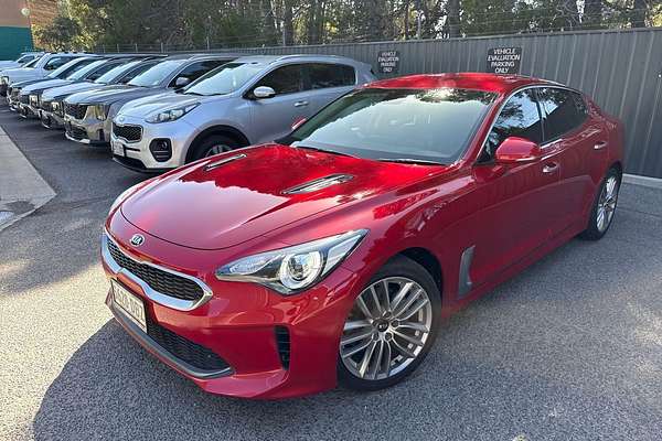 2017 Kia Stinger 200S CK thumb-2