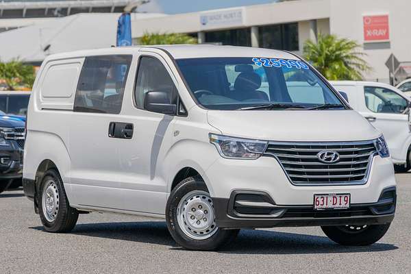 2019 Hyundai iLoad  TQ4