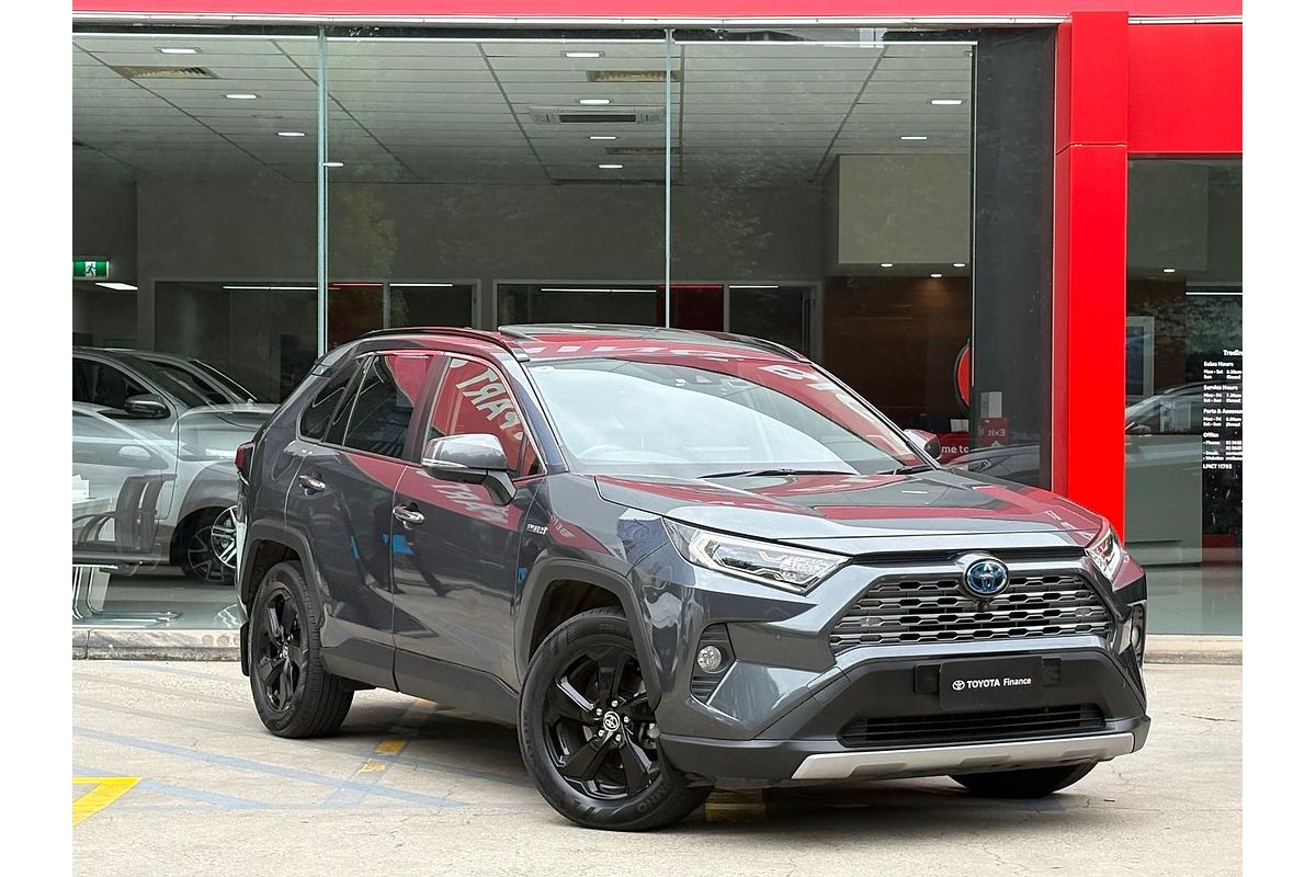 2020 Toyota RAV4 Cruiser AXAH52R