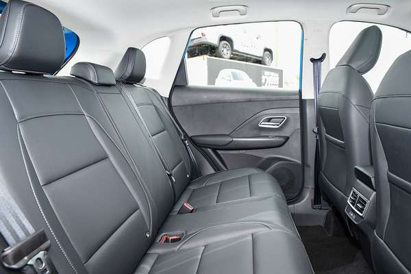 2025 MG ZS Essence Hybrid+ ZS32 thumb-8