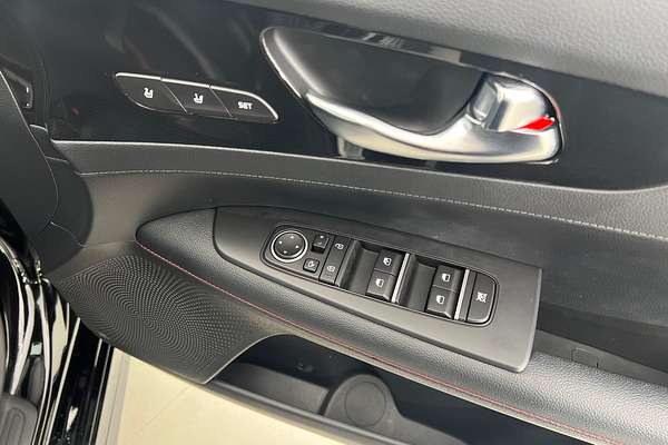 2024 Kia Cerato GT BD thumb-9