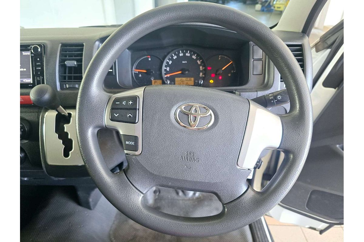 HIACE KDH223R MY16 COMMUTER (12 SEATS) 3.0L DT4 DIESEL TURBO F/INJ 4 SP AUTOMATIC BUS 