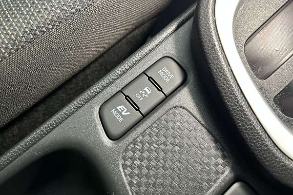 2021 Toyota Yaris Cross GX MXPJ10R thumb-16