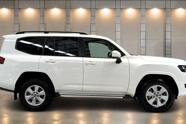 2023 Toyota Landcruiser GXL FJA300R