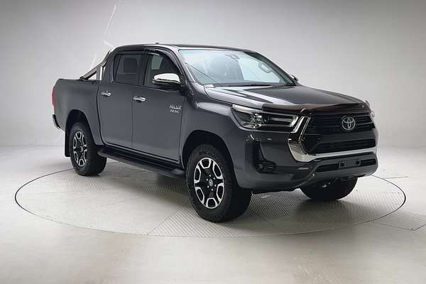 2022 Toyota Hilux SR5 GUN126R 4X4 thumb-1