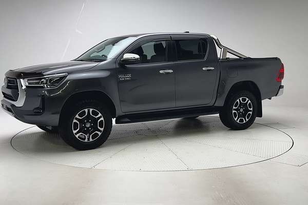 2022 Toyota Hilux SR5 GUN126R 4X4 thumb-3