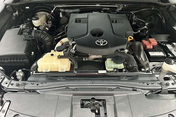 2022 Toyota Hilux SR5 GUN126R 4X4 thumb-10