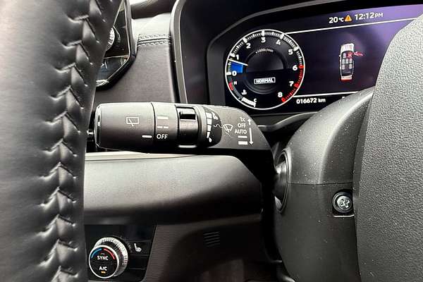 2024 Mitsubishi Outlander Exceed ZM thumb-28