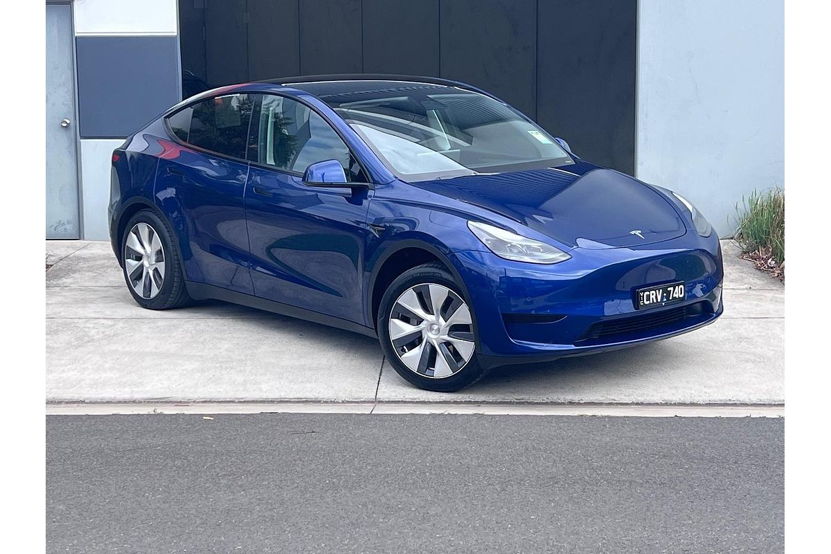 2023 Tesla Model Y Rear-Wheel Drive
