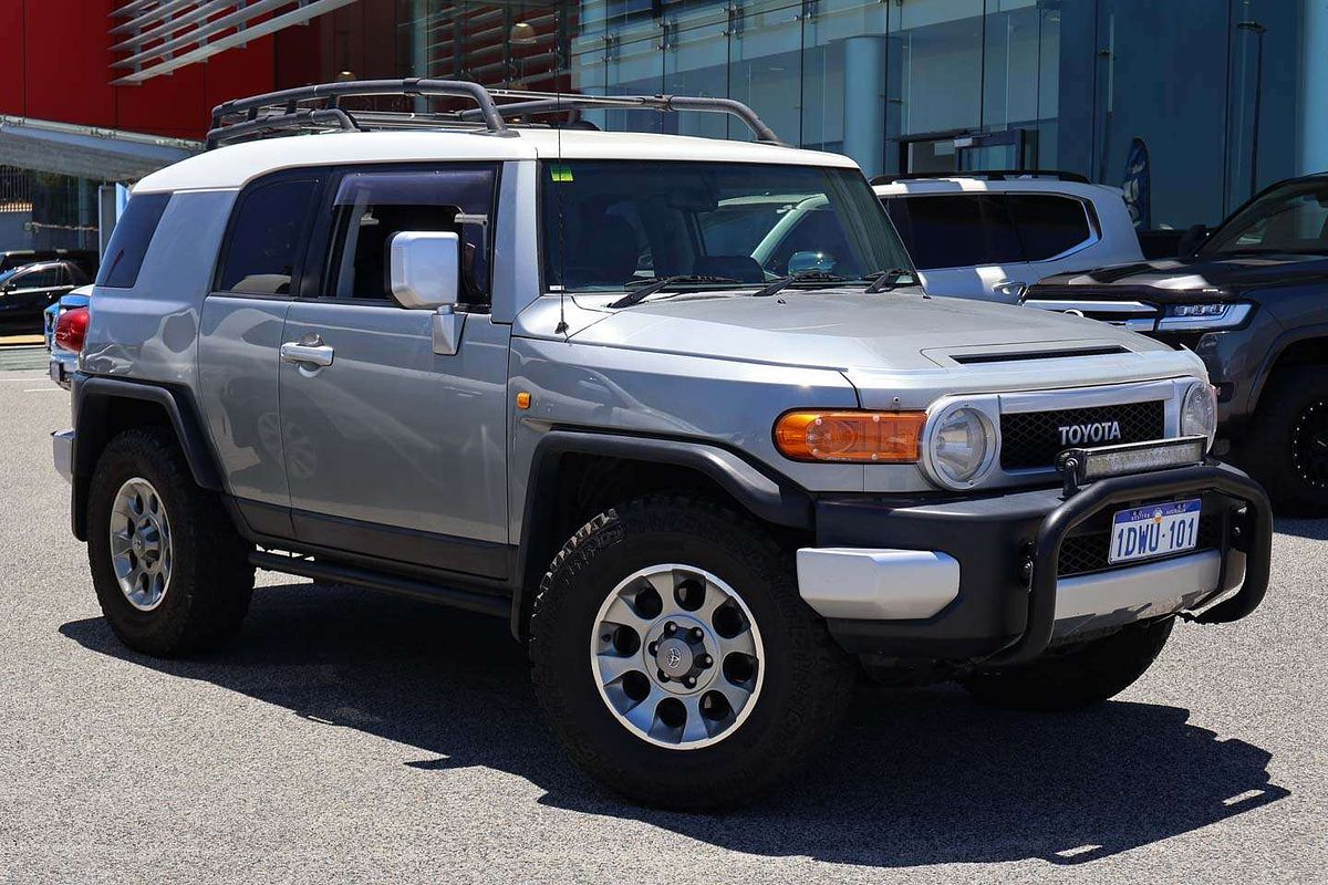 2012 Toyota FJ Cruiser GSJ15R