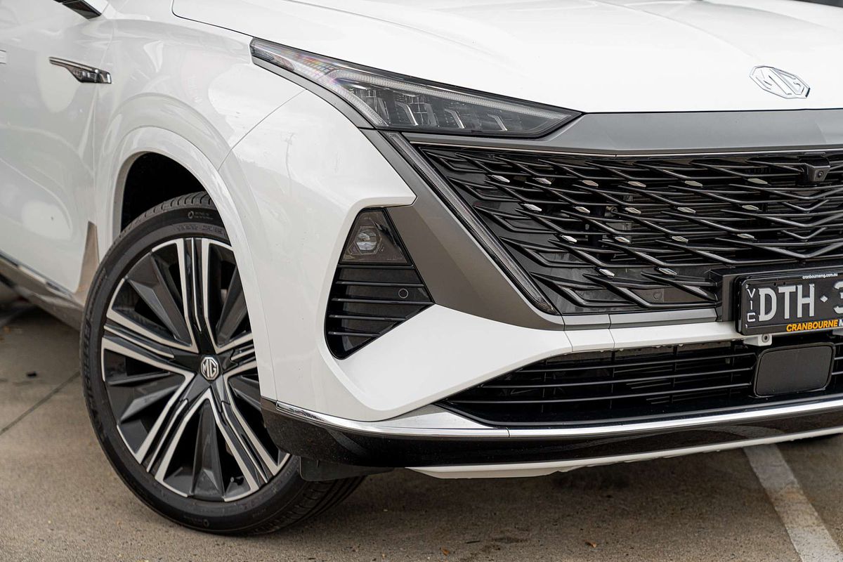 2025 MG QS Essence IS31