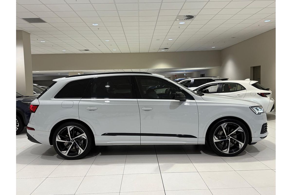2023 Audi Q7 45 TDI Dynamic Black 4M