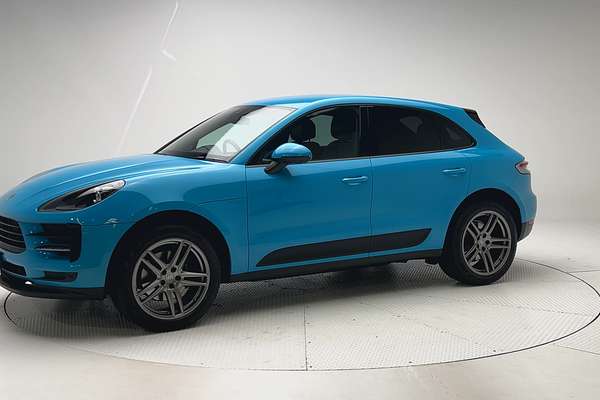 2021 Porsche Macan 95B thumb-3