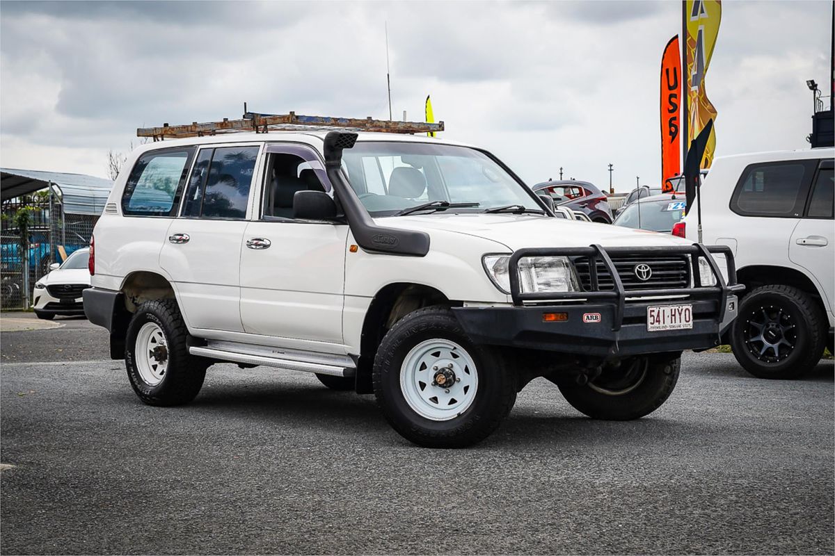 2000 Toyota Landcruiser Standard HZJ105R