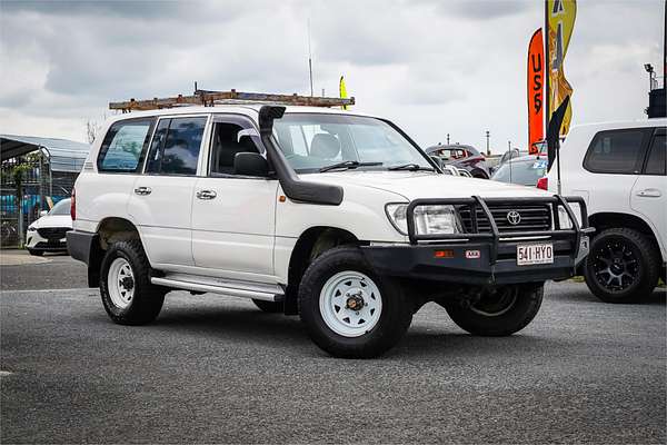 2000 Toyota Landcruiser Standard HZJ105R
