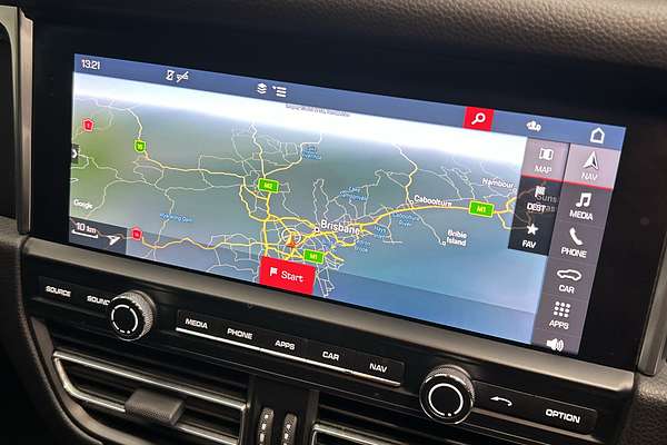 2021 Porsche Macan 95B thumb-14