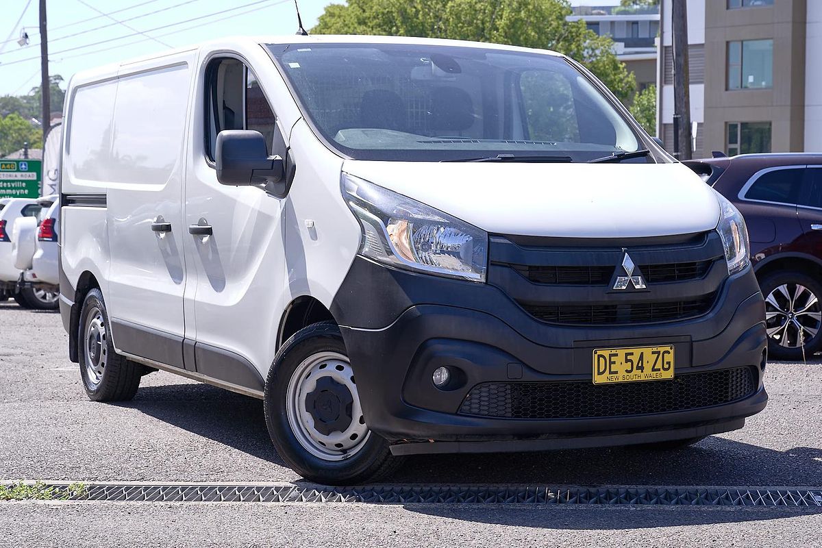 2021 Mitsubishi Express GLX SN SWB