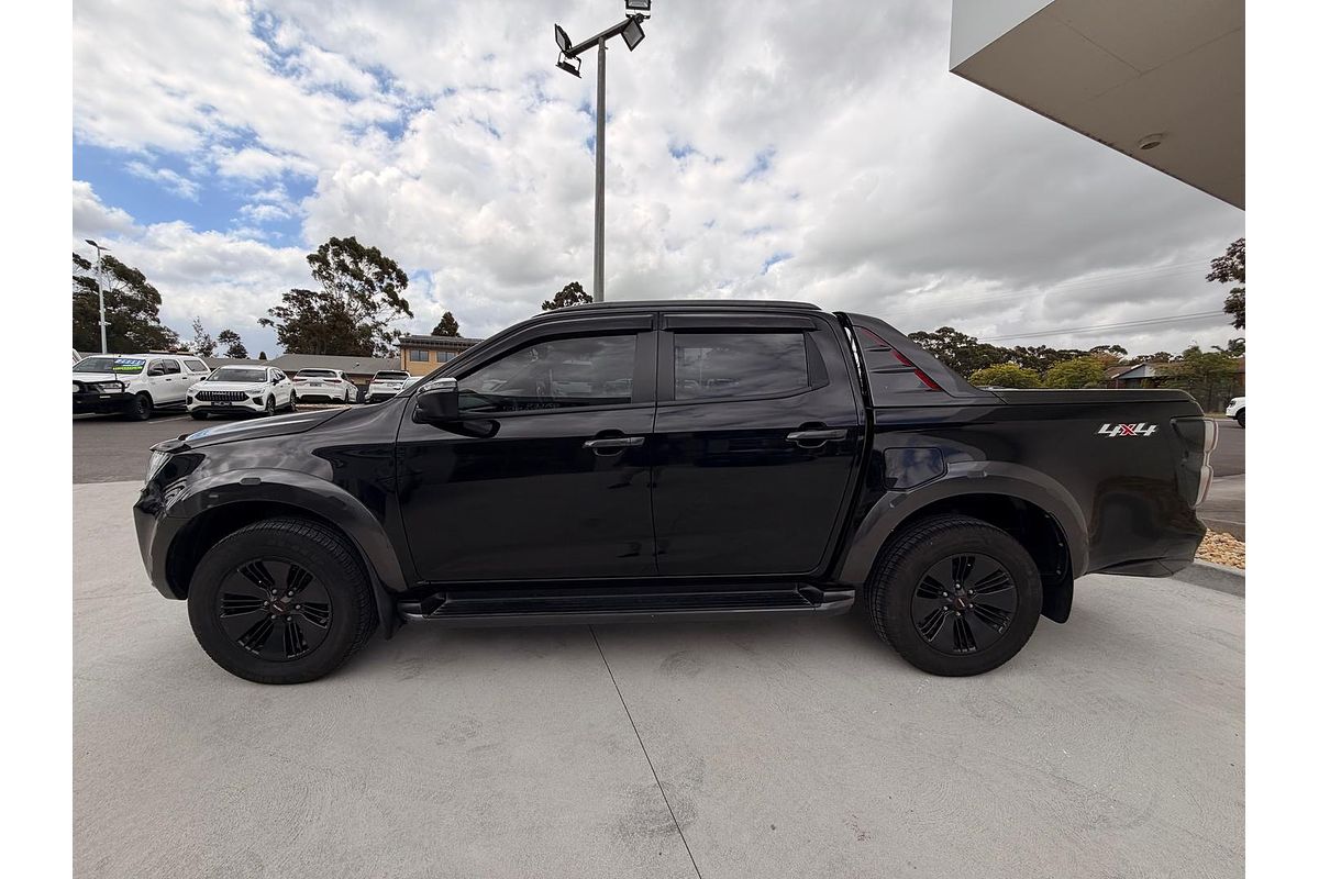 2022 Isuzu D-MAX X-TERRAIN 4X4