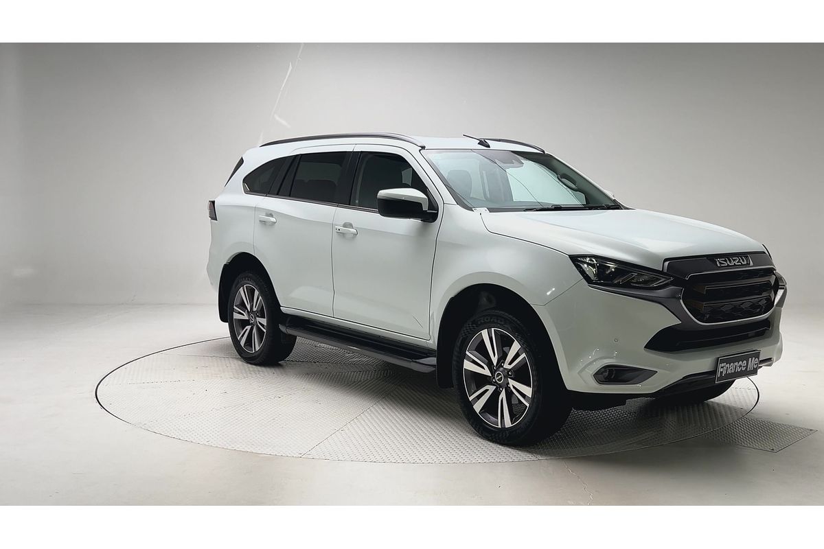2022 Isuzu MU-X LS-T
