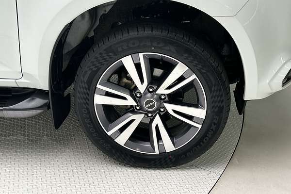 2022 Isuzu MU-X LS-T thumb-9