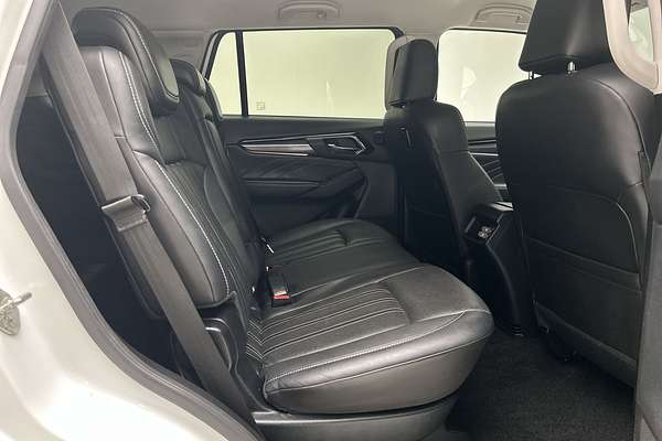 2022 Isuzu MU-X LS-T thumb-11