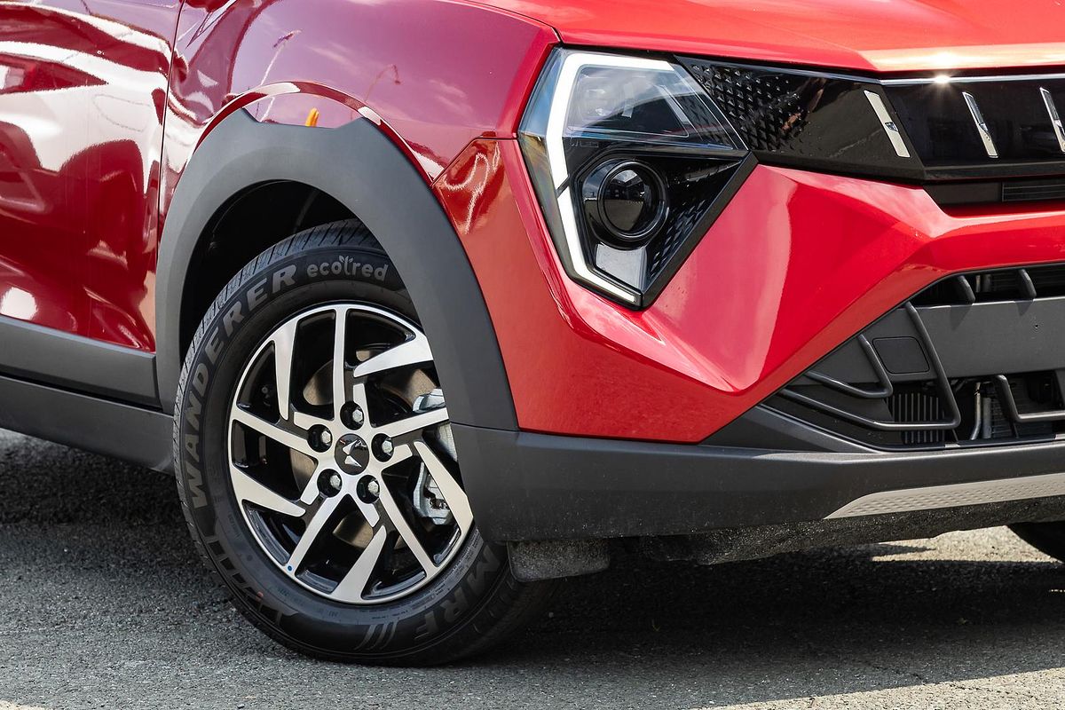 2025 Mahindra XUV3XO AX5L