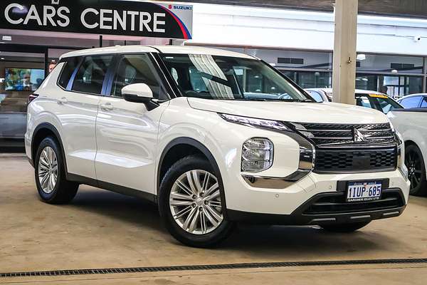 2024 Mitsubishi Outlander ES ZM