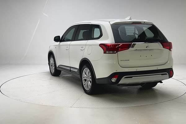 2021 Mitsubishi Outlander ES ZL thumb-8