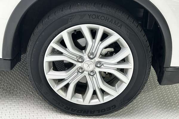 2021 Mitsubishi Outlander ES ZL thumb-9