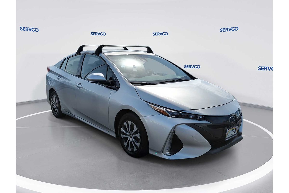 2020 Toyota Prius LE