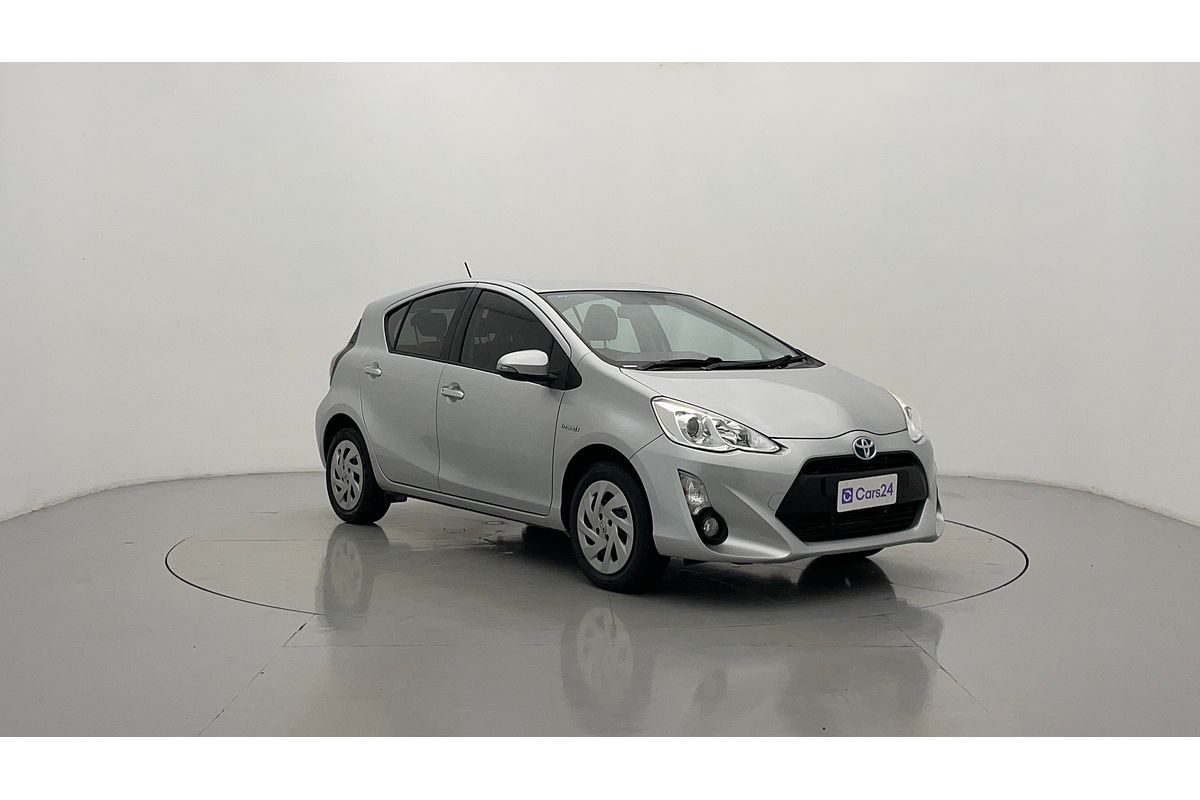 2016 Toyota Prius C NHP10R