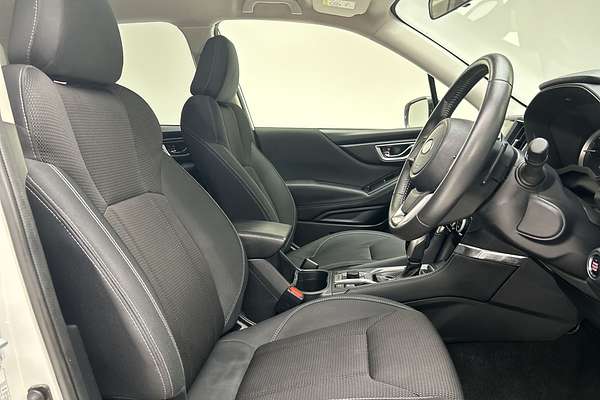 2024 Subaru Forester 2.5i S5 thumb-12