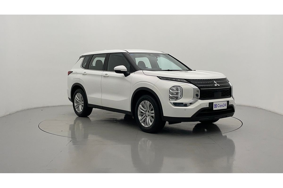 2023 Mitsubishi Outlander ES ZM