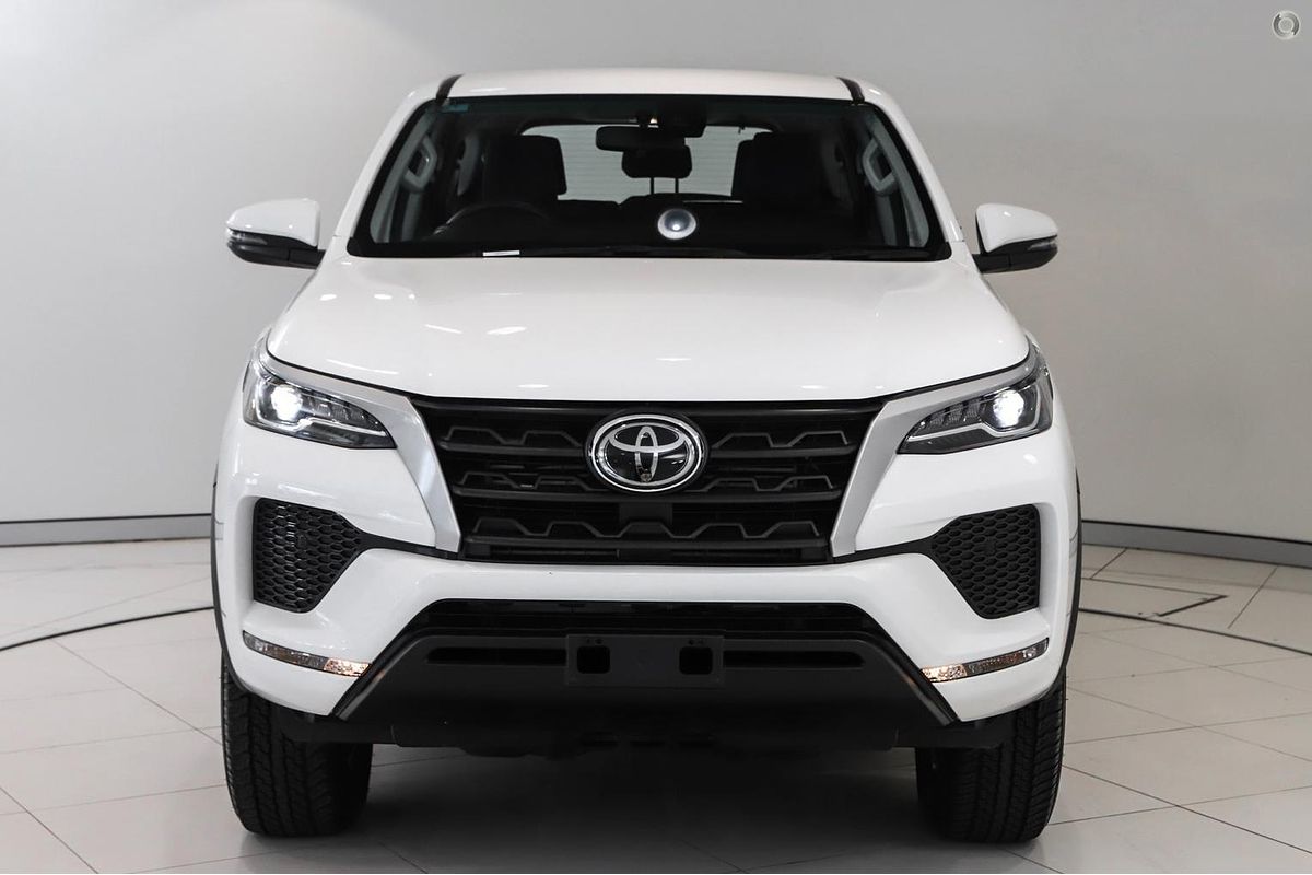 2021 Toyota Fortuner GX GUN156R