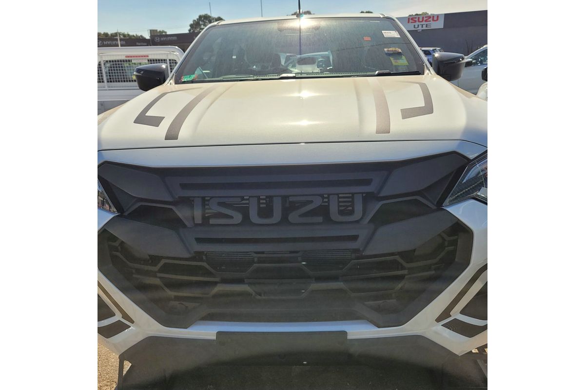 2024 Isuzu D-MAX BLADE 4X4