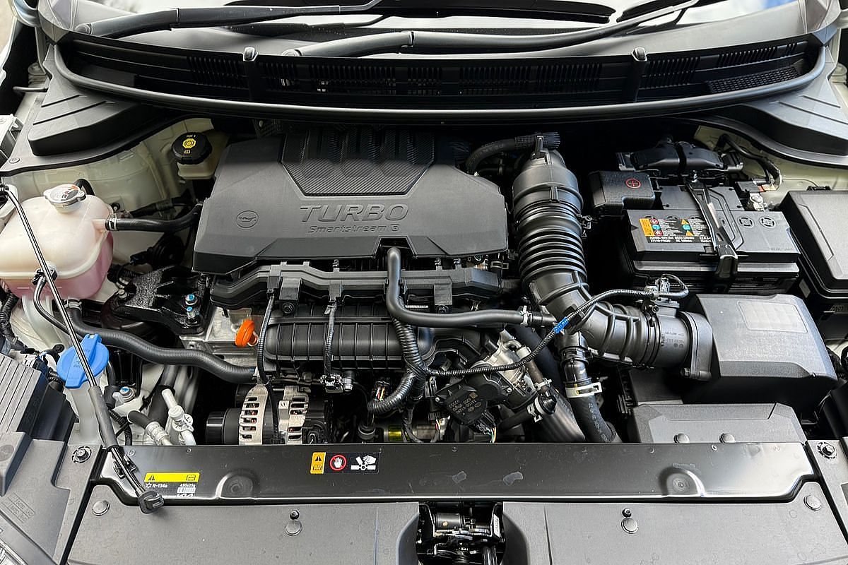 2024 Kia Stonic S YB