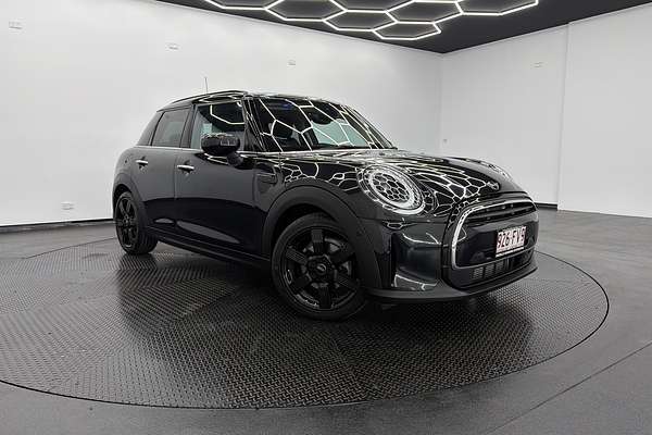 2022 MINI Hatch Cooper Classic F55 LCI-2