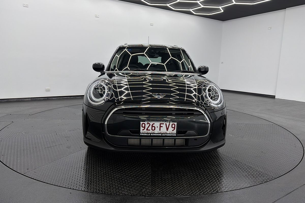 2022 MINI Hatch Cooper Classic F55 LCI-2